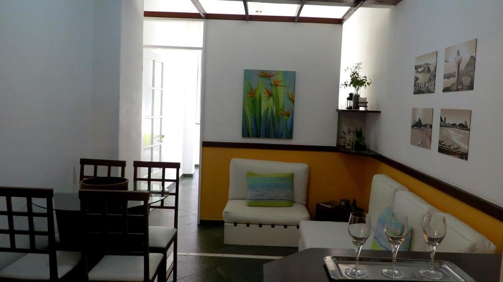 Apartamento Aconchegante Quadra Da Praia Apartment